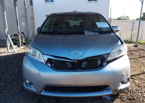 2013 Toyota Sienna Limited 7 Passenger from USA, damaged, VIN 5TDDK3DC7DS054979